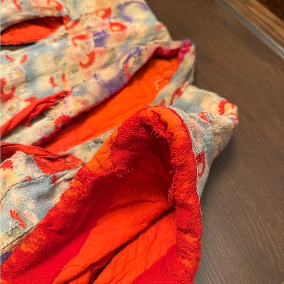 Rare Vintage 1920’s Child’s Kimono and Wooden Sandals - Picture 7 of 14